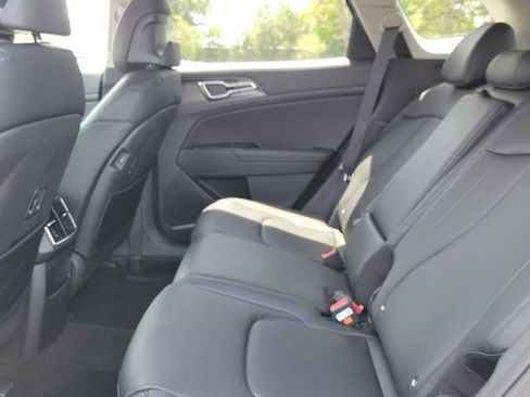New 2026 Kia Sportage EX w/ EX Panorama Roof Package FWD image 22