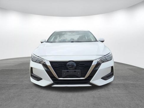 Used 2022 Nissan Sentra SV FWD image 2