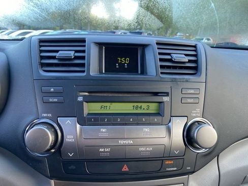 Used 2009 Toyota Highlander 2WD image 21