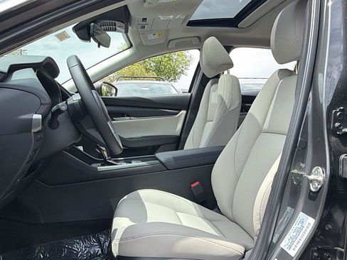 New 2026 MAZDA MAZDA3 2.5 S Sedan w/ Preferred Pkg FWD image 23