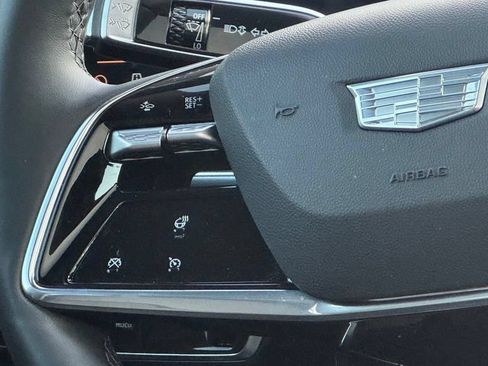 Used 2024 Cadillac Lyriq Luxury w/ LPO, Floor Liner Package AWD/4WD image 18