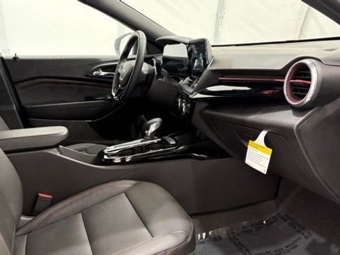 New 2026 Chevrolet Trax RS w/ Driver Confidence Package image 20