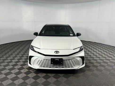 Used 2025 Toyota Camry XSE image 13