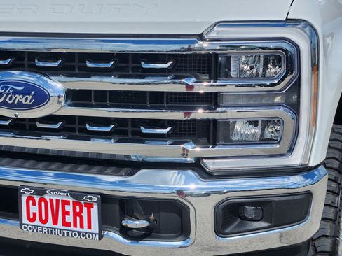 Used 2023 Ford F250 Lariat w/ Chrome Package AWD/4WD image 8