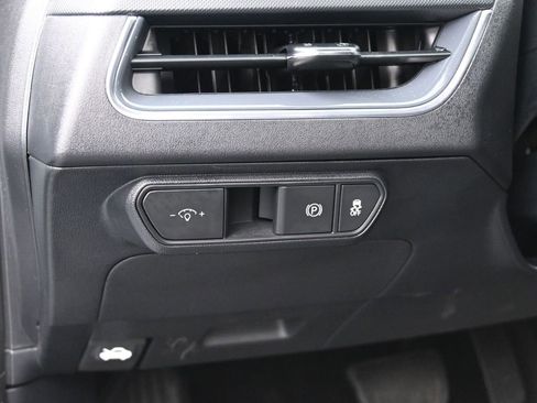 Used 2025 Kia K4 EX image 14