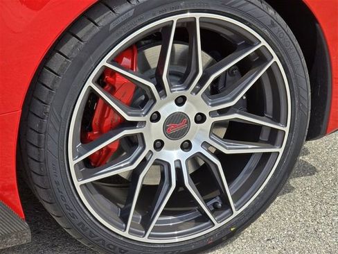 Used 2023 Chevrolet Corvette Stingray Premium Conv w/ Z51 Performance Package RWD image 23