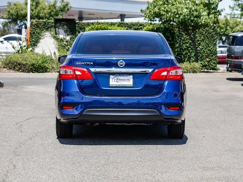 Used 2019 Nissan Sentra S FWD image 4