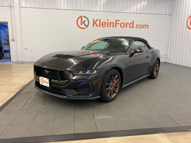 Used 2024 Ford Mustang GT Premium RWD image 3