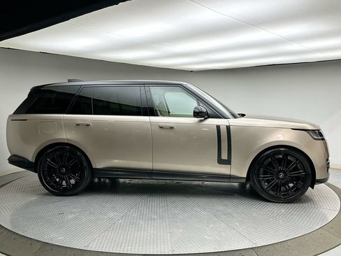 Used 2023 Land Rover Range Rover Long Wheelbase SE AWD/4WD image 14