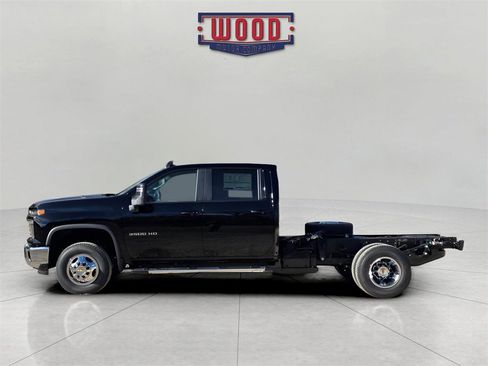 New 2026 Chevrolet Silverado 3500 LT w/ Convenience Package image 5