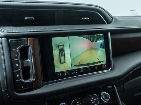 Used 2024 GMC Yukon XL Denali Ultimate image 16