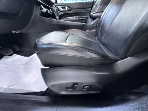 Used 2022 Jeep Compass Trailhawk w/ Trailhawk Elite Group image 13