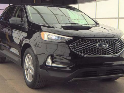 Used 2023 Ford Edge SEL w/ Convenience Package image 1