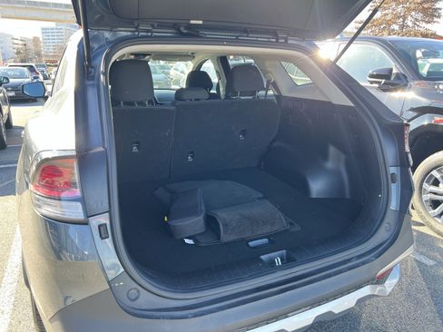 Used 2024 Kia Sportage LX image 22