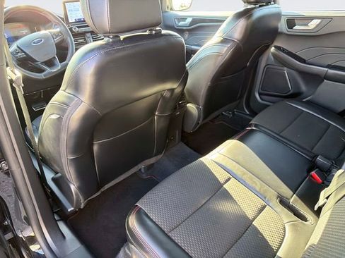 Used 2023 Ford Escape ST-Line image 16