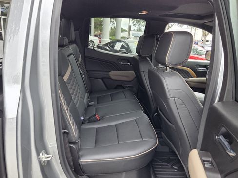 Used 2026 GMC Canyon Denali AWD/4WD image 23