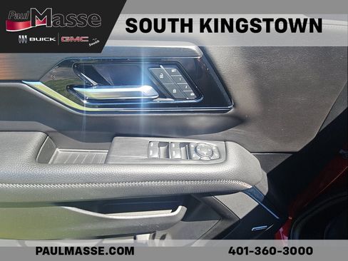 Used 2025 GMC Yukon Denali w/ Denali Reserve Package AWD/4WD image 10