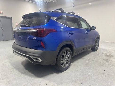 Used 2021 Kia Seltos S FWD image 5