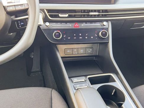 Certified 2024 Hyundai Sonata SEL image 17