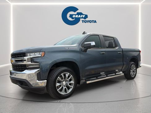Used 2021 Chevrolet Silverado 1500 LT AWD/4WD image 2