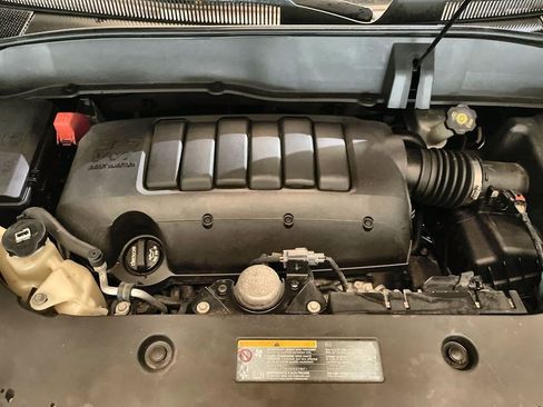 Used 2017 GMC Acadia Limited SLT image 28