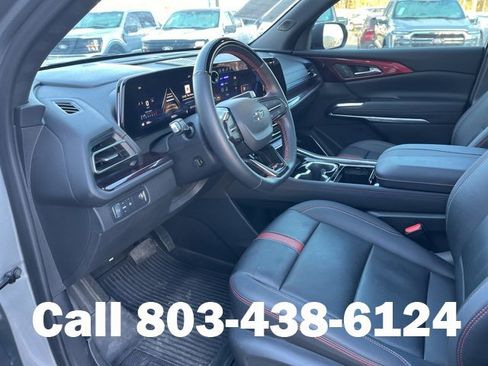 Used 2024 Chevrolet Traverse RS image 6