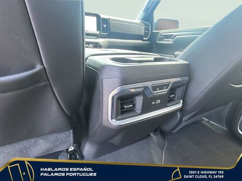 Used 2022 GMC Sierra 1500 SLT w/ SLT Premium Plus Package AWD/4WD image 26