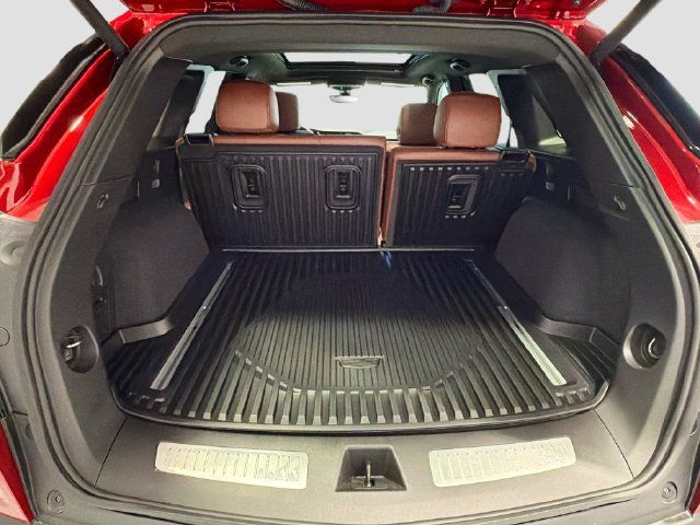 Used 2025 Cadillac XT5 Sportv w/ Technology Package AWD/4WD image 23