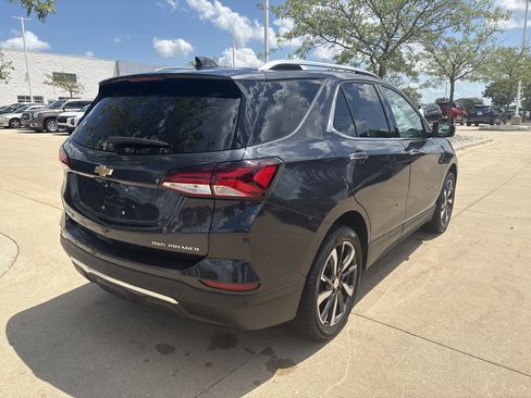 Used 2022 Chevrolet Equinox Premier AWD/4WD image 5
