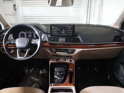 Used 2024 Audi Q5 2.0T Premium Plus w/ Premium Plus Package AWD/4WD image 14