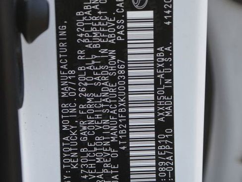 Used 2019 Toyota Avalon XSE image 26