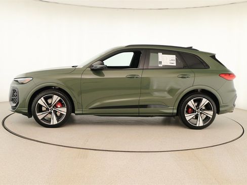New 2025 Audi SQ5 Prestige image 2