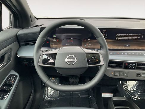 New 2026 Nissan Leaf Platinum+ w/ Cargo Package (Platinum+) image 17