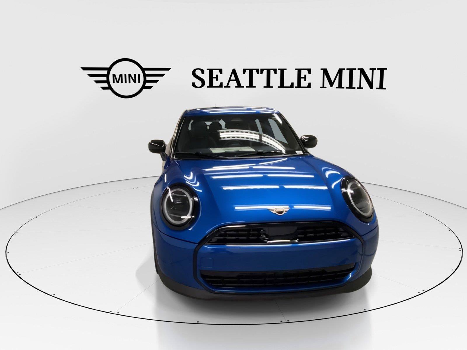 New 2026 MINI Cooper 4-Door Hardtop FWD image 3