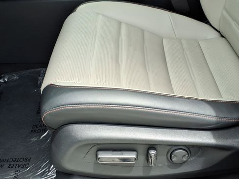 Used 2023 Honda CR-V Sport Touring image 7
