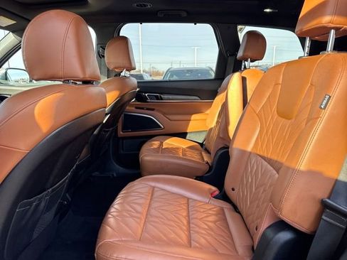 Used 2023 Kia Telluride SX X-Line image 9