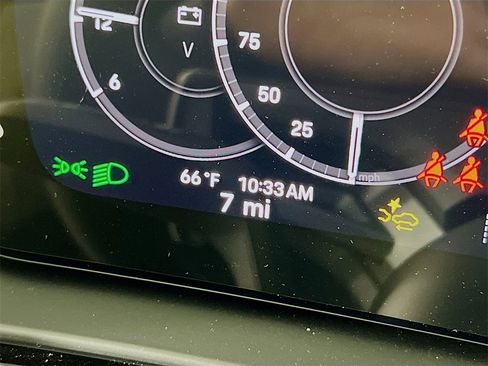 New 2026 Porsche Cayenne S image 13