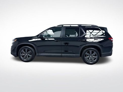 Used 2025 Honda Pilot Sport image 11