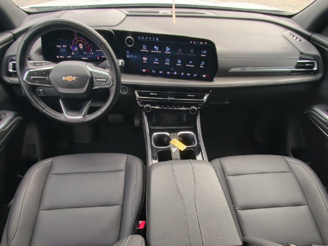 Used 2025 Chevrolet Traverse LT AWD/4WD image 31