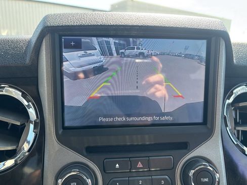 Used 2015 Ford F250 Platinum w/ FX4 Off-Road Package image 12