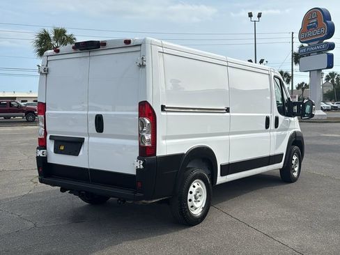 Used 2023 RAM ProMaster 2500 FWD image 5