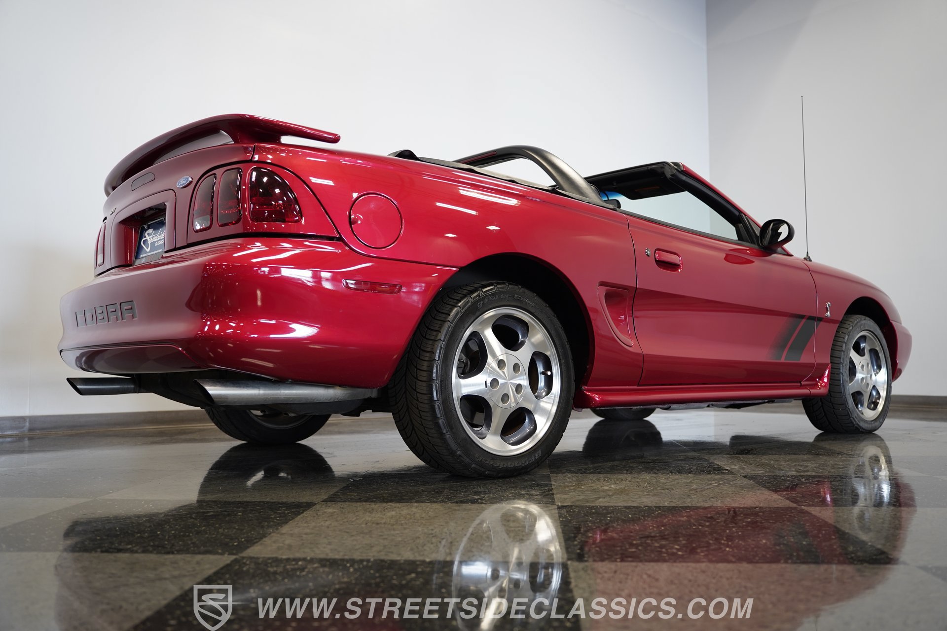 Used 1996 Ford Mustang Cobra RWD image 30