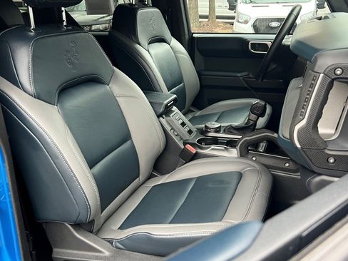 Used 2024 Ford Bronco Outer Banks image 11