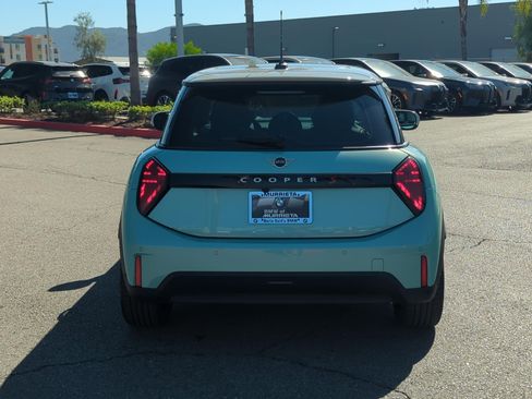 Used 2025 MINI Cooper S image 9
