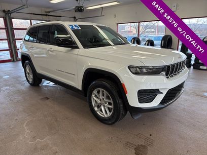 New 2025 Jeep Grand Cherokee Laredo X