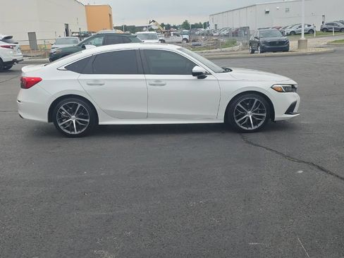 Certified 2024 Honda Civic Touring image 9