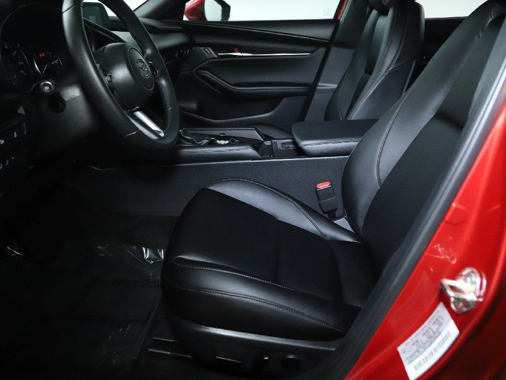 Certified 2025 MAZDA MAZDA3 s FWD image 19