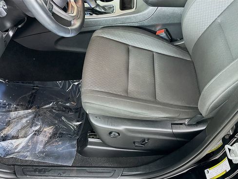 Used 2019 Jeep Grand Cherokee Laredo image 26