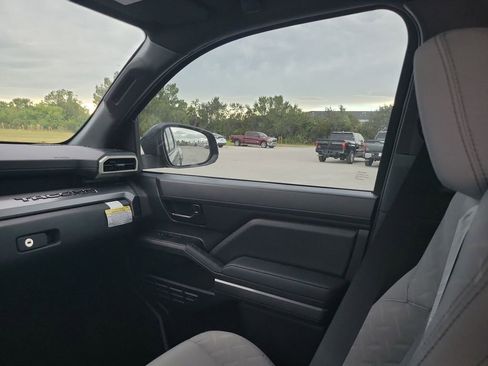 New 2025 Toyota Tacoma SR5 image 11