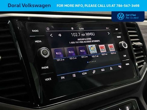 Certified 2023 Volkswagen Atlas Cross Sport SE FWD image 18